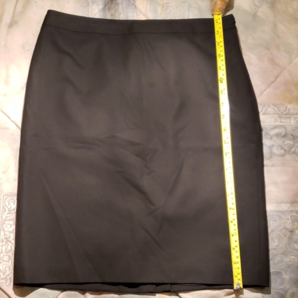 Ann Taylor LOFT Black skirt